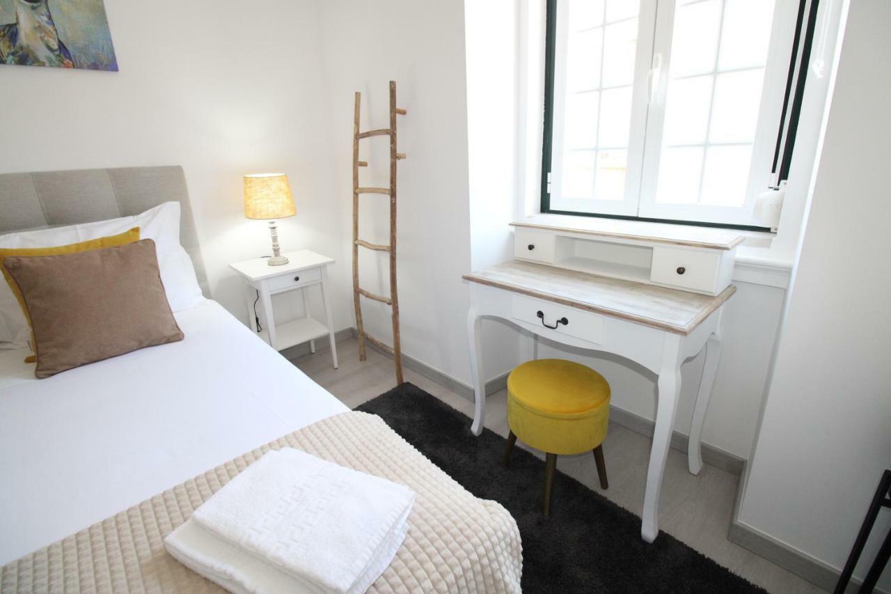 Apartamento Moderno Nas Olaias A 5 Minutos Da Faculdade Isel E Ist Lisboa المظهر الخارجي الصورة